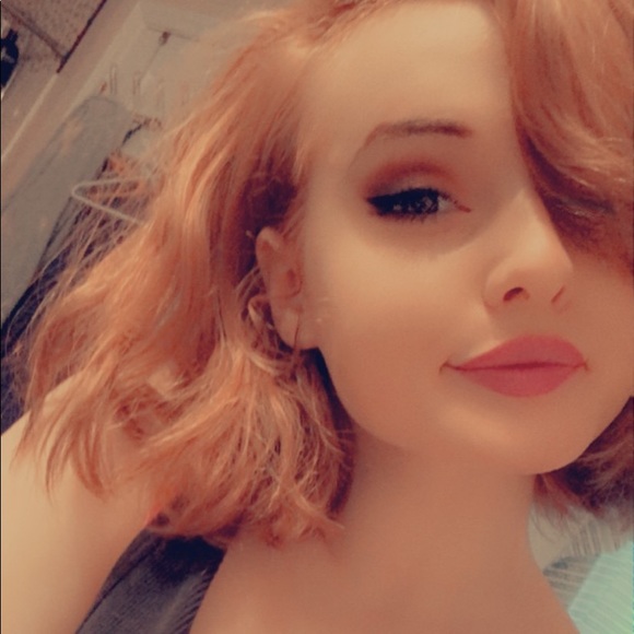 Meet your Posher, Alli - Picture 1 of 1